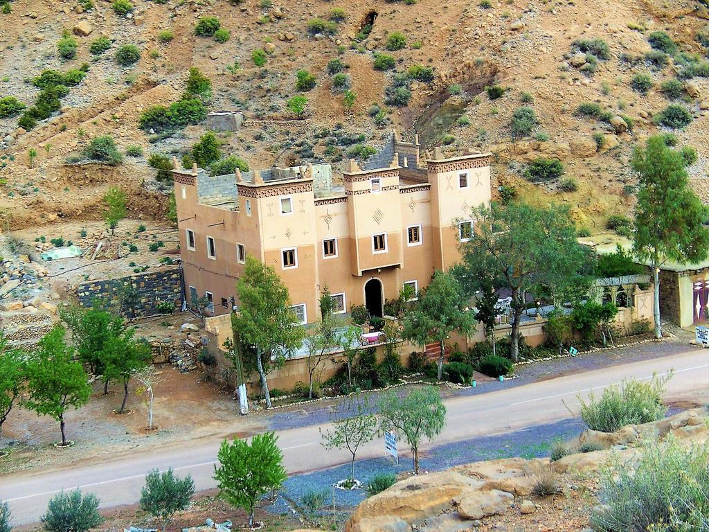 Riad Kasbah Des Roches Hotel Akhendachou n'Ait Ouffi Exterior photo